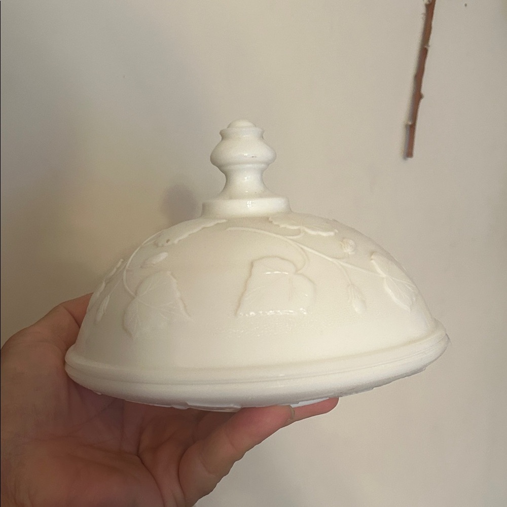 Kemple RARE Milk Glass White Domed Butter/Cheese Plate - 2 piece - Ivy Pattern